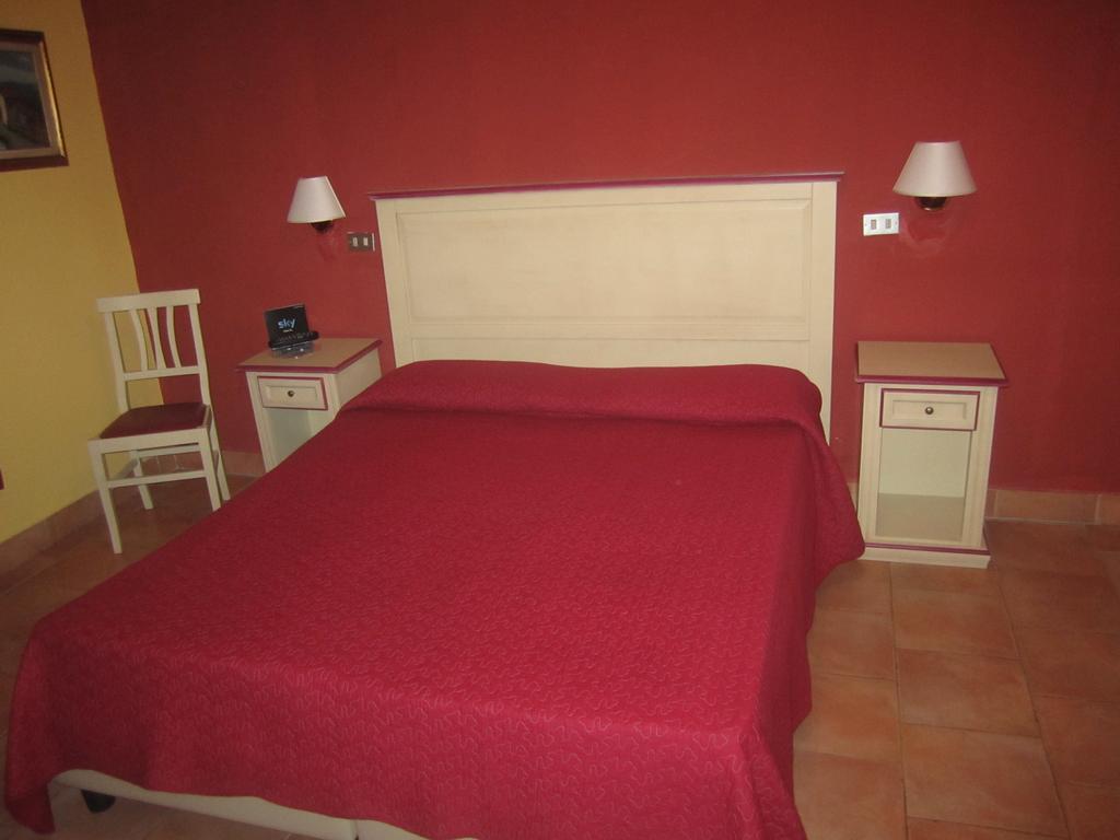 Hotel Savonarola Florencja Pokój zdjęcie