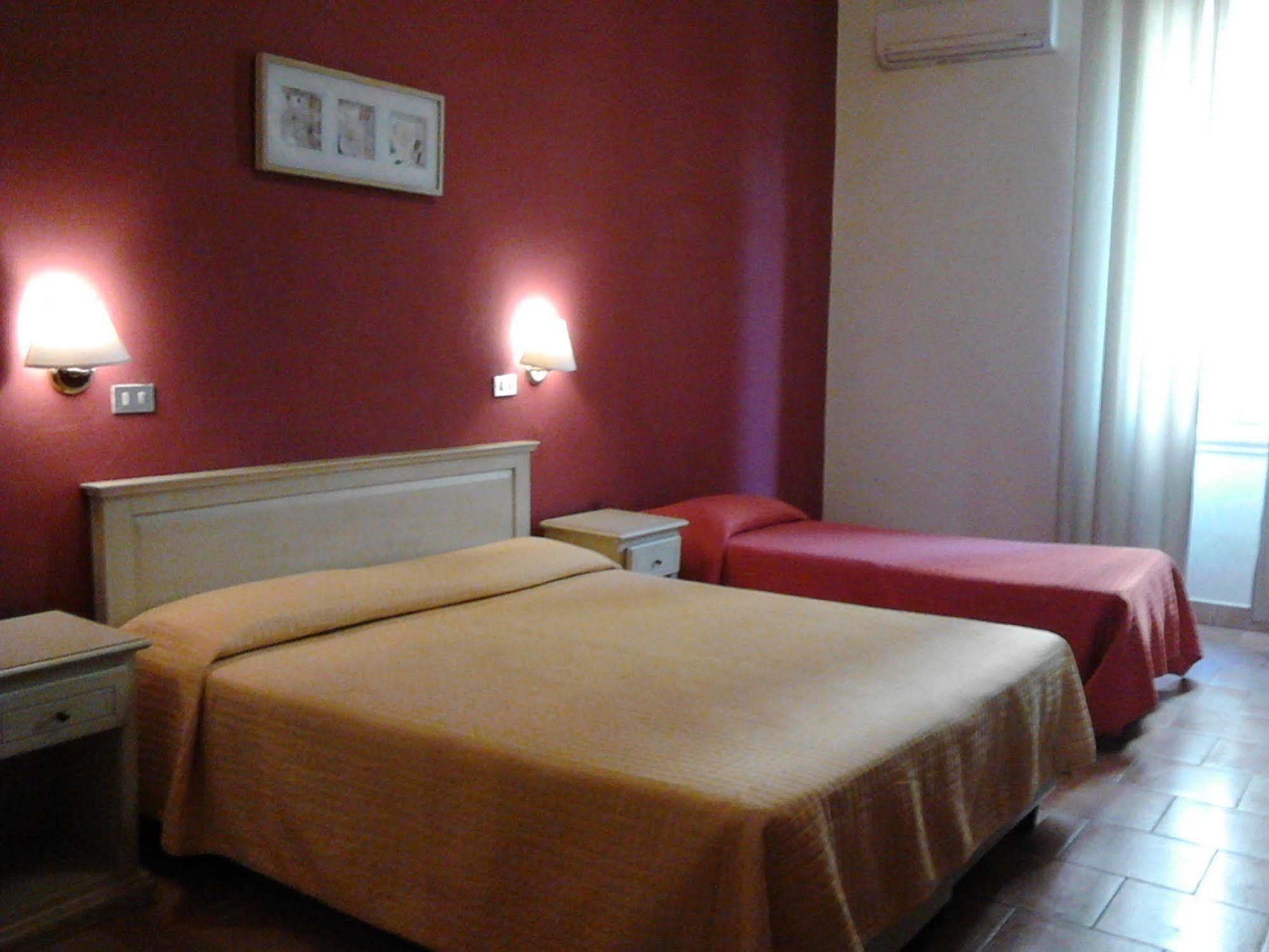 Hotel Savonarola Florencja Zewnętrze zdjęcie