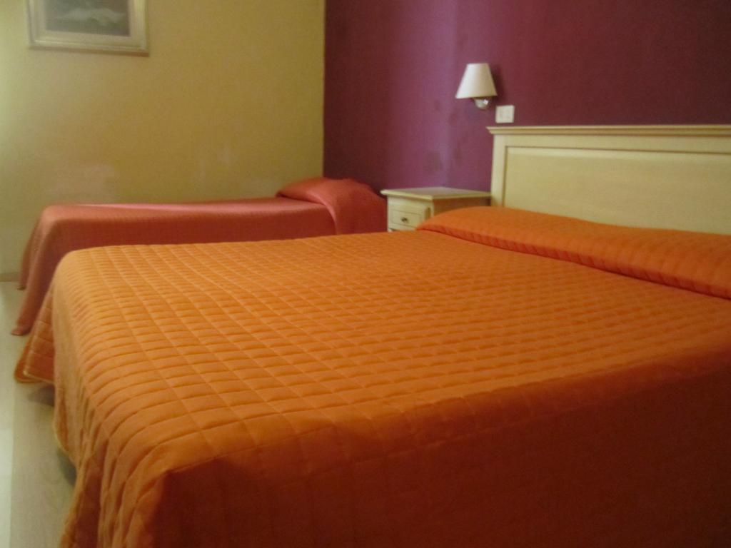 Hotel Savonarola Florencja Pokój zdjęcie