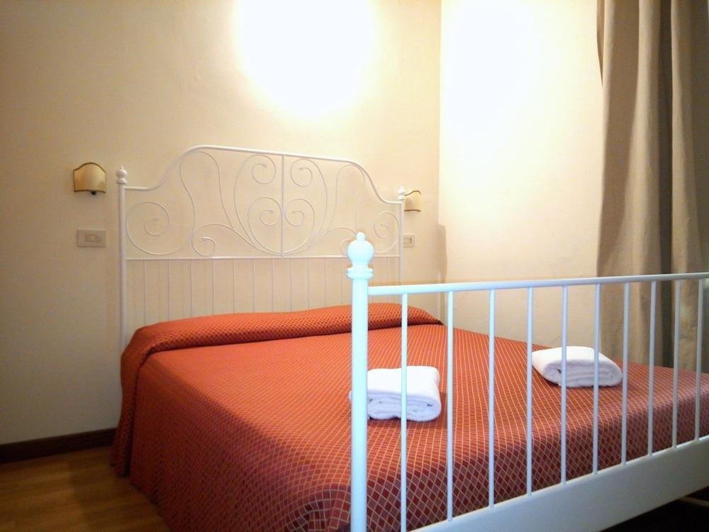 Hotel Savonarola Florencja Zewnętrze zdjęcie